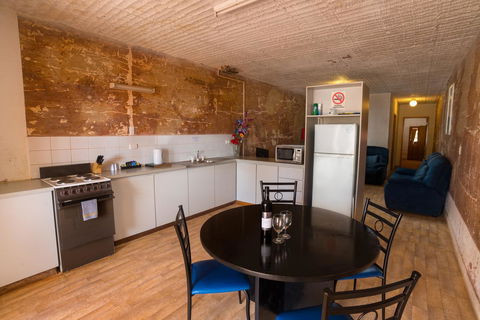 Desert View Apartments - Hervey Bay Accommodation 1