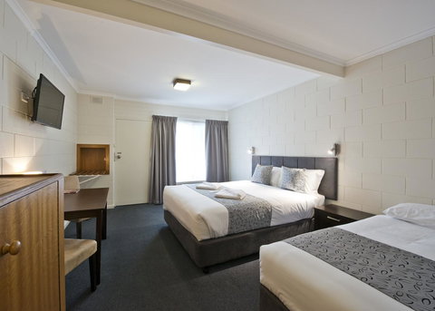 Victor Harbor City Inn - Hervey Bay Accommodation 22