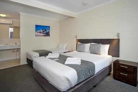 Victor Harbor City Inn - Hervey Bay Accommodation 18