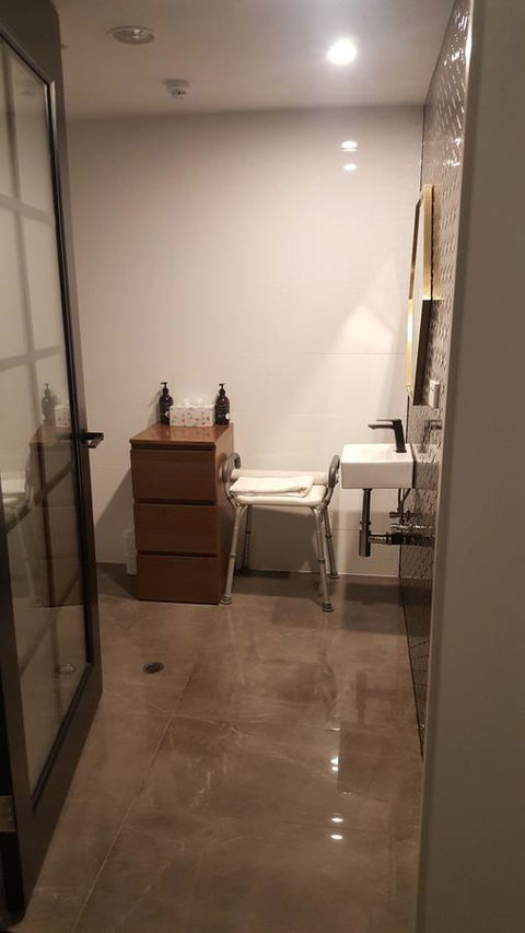 Ellen Hotel - Hervey Bay Accommodation 2