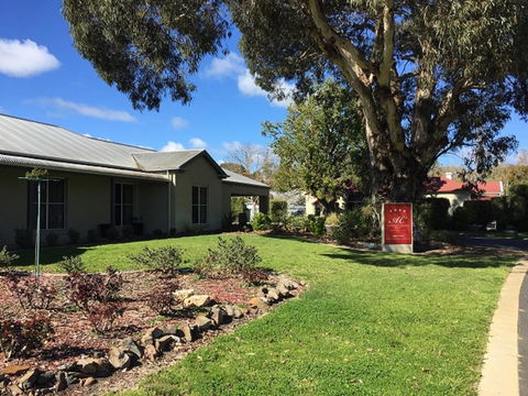 Alexander Cameron Suites - Tourism Hervey Bay 3