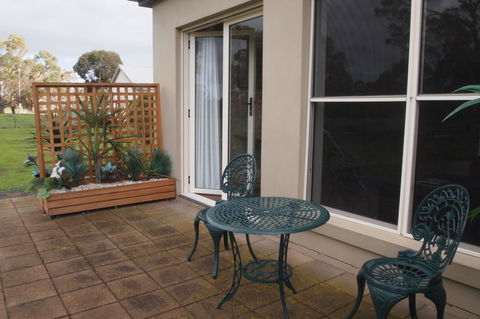 Alexander Cameron Suites - Tourism Hervey Bay 27