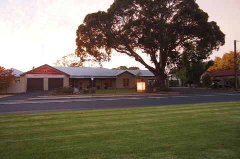 Alexander Cameron Suites - Tourism Hervey Bay 30