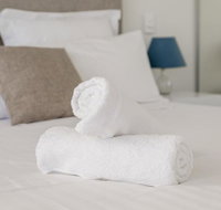 Ther-Rich Elegant 1BR Apartment in Walkerville - Hervey Bay Accommodation