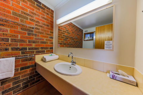 Country Roads Motor Inn Naracoorte - Hervey Bay Accommodation 33