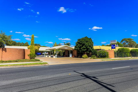Country Roads Motor Inn Naracoorte - Hervey Bay Accommodation 11