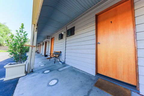 Country Roads Motor Inn Naracoorte - Hervey Bay Accommodation 31