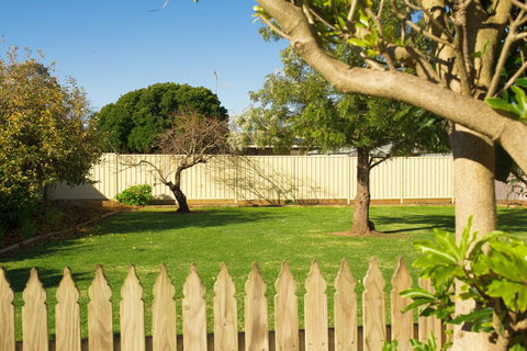 Ruby\'s Cottage - Hervey Bay Accommodation 21