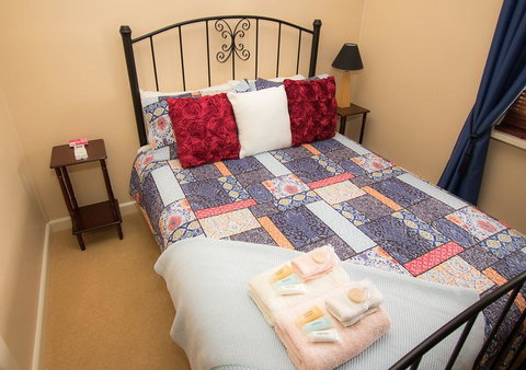 Ruby\'s Cottage - Hervey Bay Accommodation 13