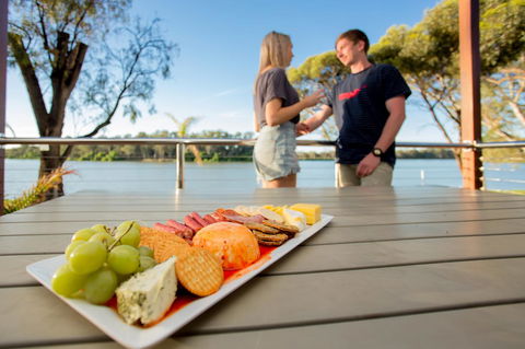 BIG4 Renmark Riverfront Holiday Park - Tourism Hervey Bay 6