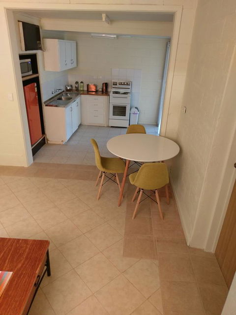 Desert Gum Retreat Gough St - Hervey Bay Accommodation 16