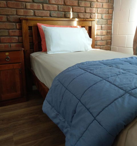 Desert Gum Retreat Gough St - Hervey Bay Accommodation 11