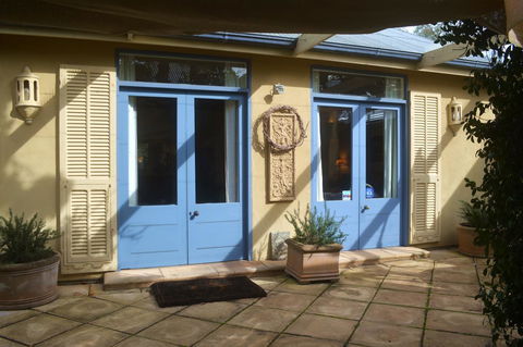 Athelney Cottage Bed And Breakfast - Hervey Bay Accommodation 3