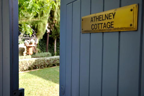 Athelney Cottage Bed And Breakfast - Hervey Bay Accommodation 10