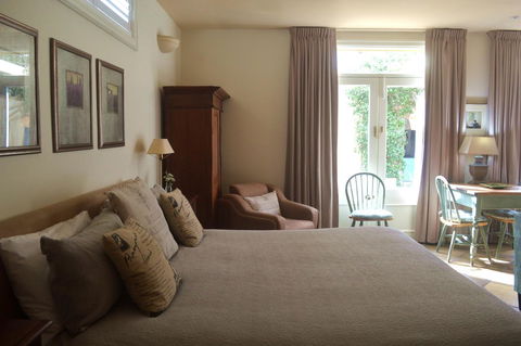 Athelney Cottage Bed And Breakfast - Hervey Bay Accommodation 19