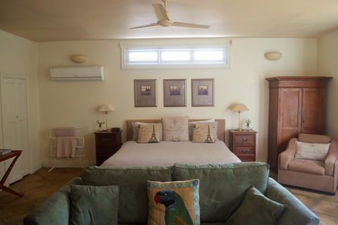 Athelney Cottage Bed And Breakfast - Hervey Bay Accommodation 16