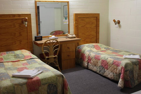 Island Motel Kingscote - Hervey Bay Accommodation 24