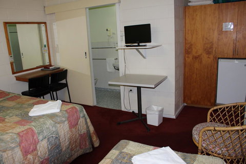 Island Motel Kingscote - Hervey Bay Accommodation 19