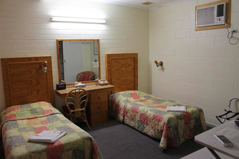 Island Motel Kingscote - Hervey Bay Accommodation 23