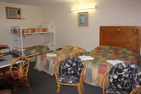 Island Motel Kingscote - Hervey Bay Accommodation 29
