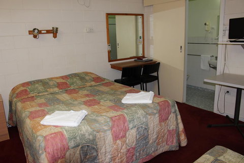 Island Motel Kingscote - Hervey Bay Accommodation 18