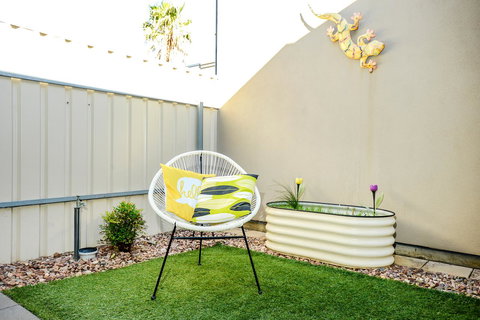 Blue Zone - Aldinga Beach - Hervey Bay Accommodation 15