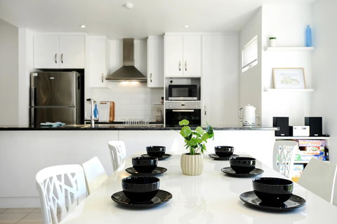 Blue Zone - Aldinga Beach - Hervey Bay Accommodation 5