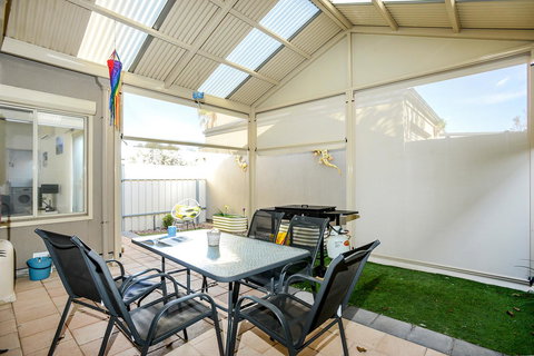 Blue Zone - Aldinga Beach - Hervey Bay Accommodation 17