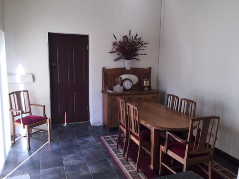 Clare Valley Cabins - Hervey Bay Accommodation 27