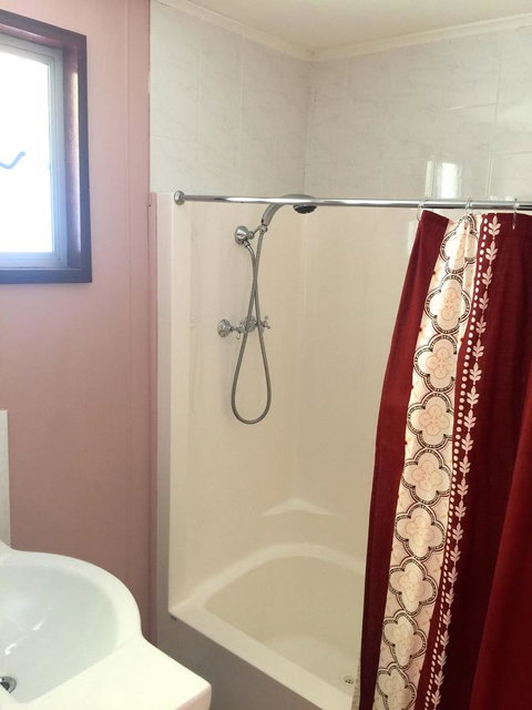 Clare Valley Cabins - Hervey Bay Accommodation 17