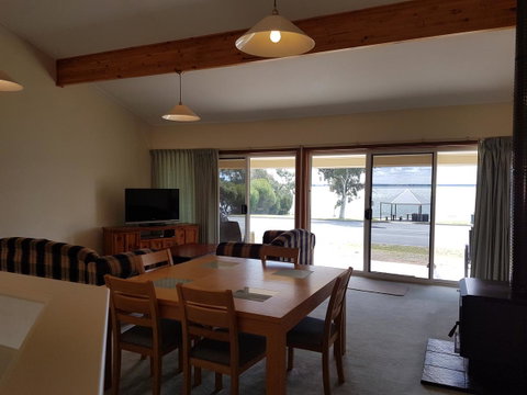 Barmera Lake Resort Motel - Hervey Bay Accommodation 6