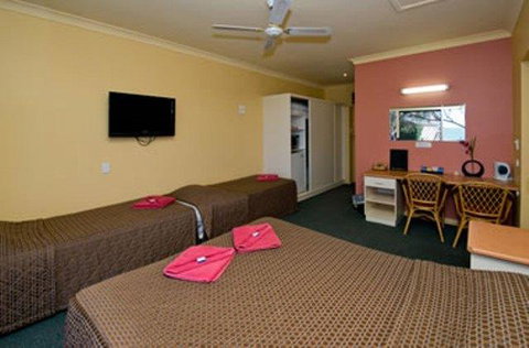 Barmera Lake Resort Motel - Hervey Bay Accommodation 12