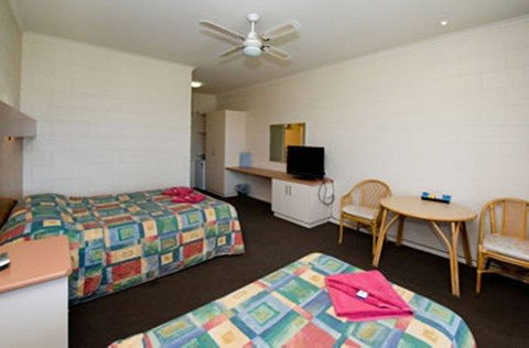Barmera Lake Resort Motel - Hervey Bay Accommodation 28