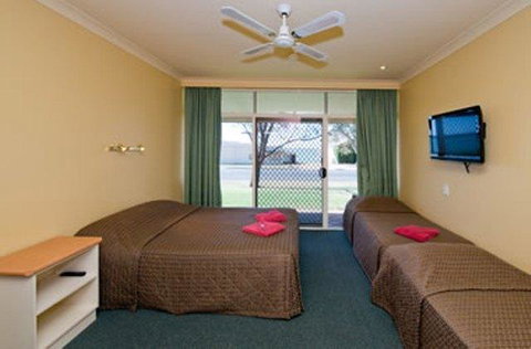 Barmera Lake Resort Motel - Hervey Bay Accommodation 13