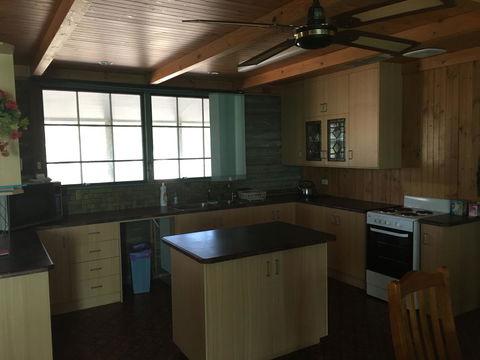 Shangri La Moonta Bay - Hervey Bay Accommodation 11