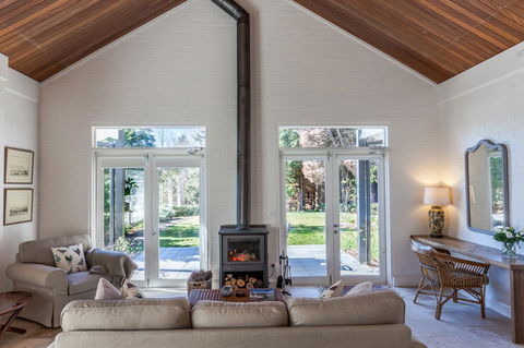 The Folly - Tourism Hervey Bay 1