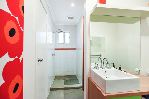 Red Door - Hervey Bay Accommodation 11