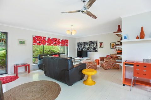 Red Door - Hervey Bay Accommodation 1