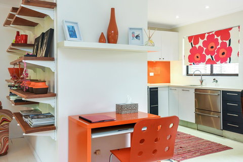 Red Door - Hervey Bay Accommodation 3