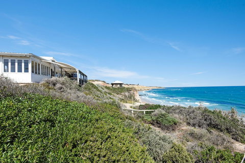 Red Door - Hervey Bay Accommodation 17