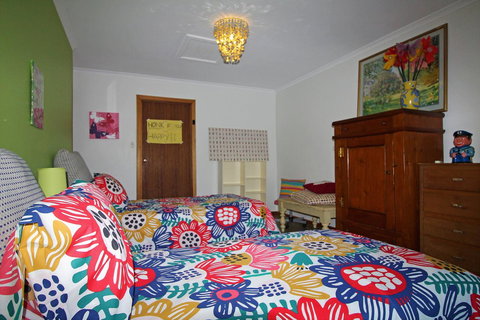 Red Door - Hervey Bay Accommodation 13