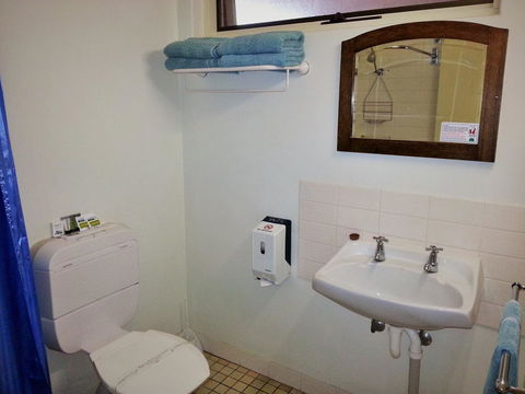 Sonbern Lodge Motel - Hervey Bay Accommodation 30