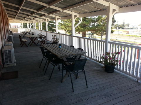 Sonbern Lodge Motel - Hervey Bay Accommodation 1