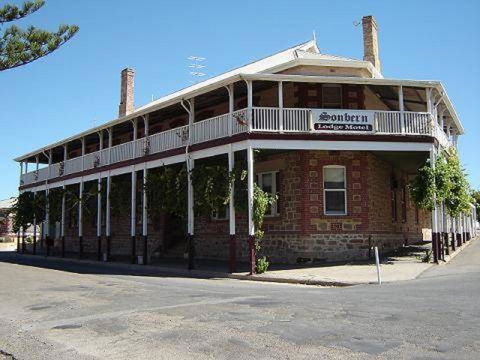 Sonbern Lodge Motel - Hervey Bay Accommodation 0