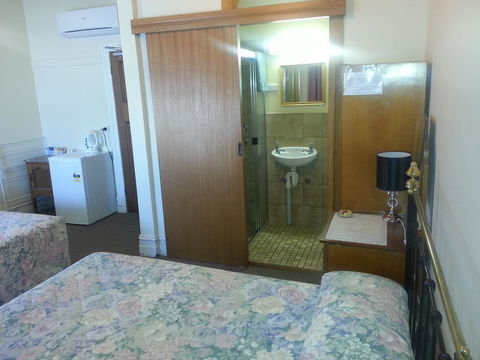 Sonbern Lodge Motel - Hervey Bay Accommodation 32