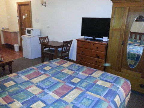 Sonbern Lodge Motel - Hervey Bay Accommodation 23