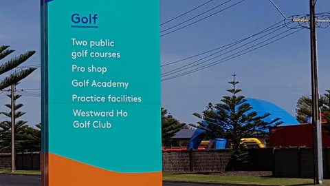 Acaill Accommodation Esplanade Living Self Check-In Self Check-Out - Tourism Hervey Bay 12