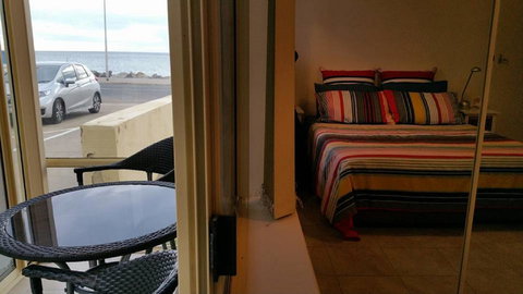 Acaill Accommodation Esplanade Living Self Check-In Self Check-Out - Tourism Hervey Bay 22