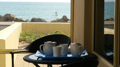 Acaill Accommodation Esplanade Living Self Check-In Self Check-Out - Tourism Hervey Bay 9