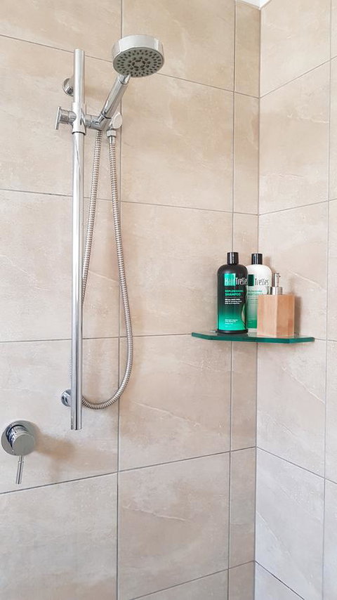 Acaill Accommodation Esplanade Living Self Check-In Self Check-Out - Tourism Hervey Bay 28